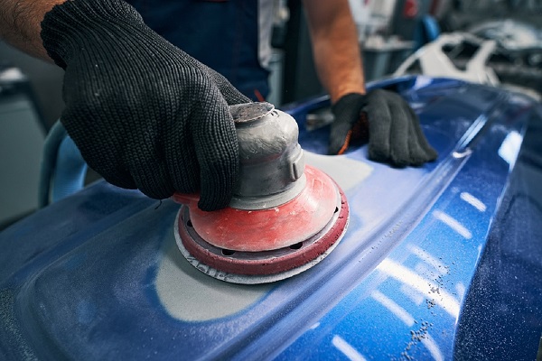 Réparation en carrosserie des véhicules électriques à Somzée